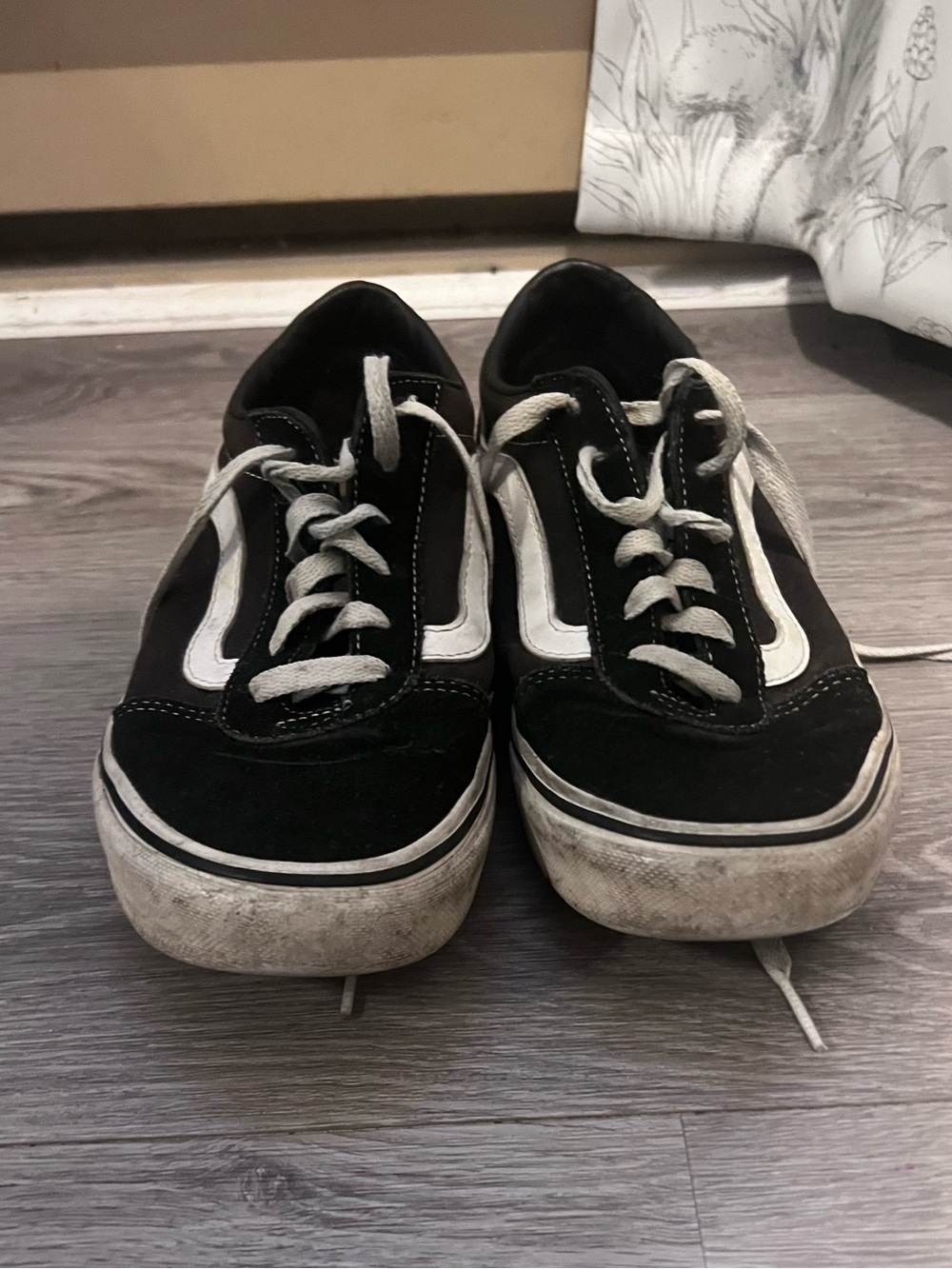 Women’s Size 8 Van’s